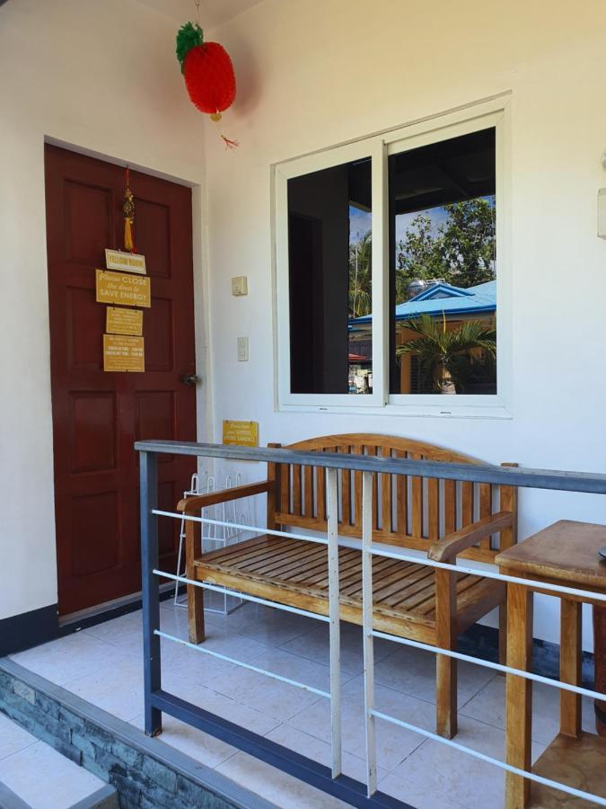 L&M Hearthstones Lodge Oslob Exterior foto