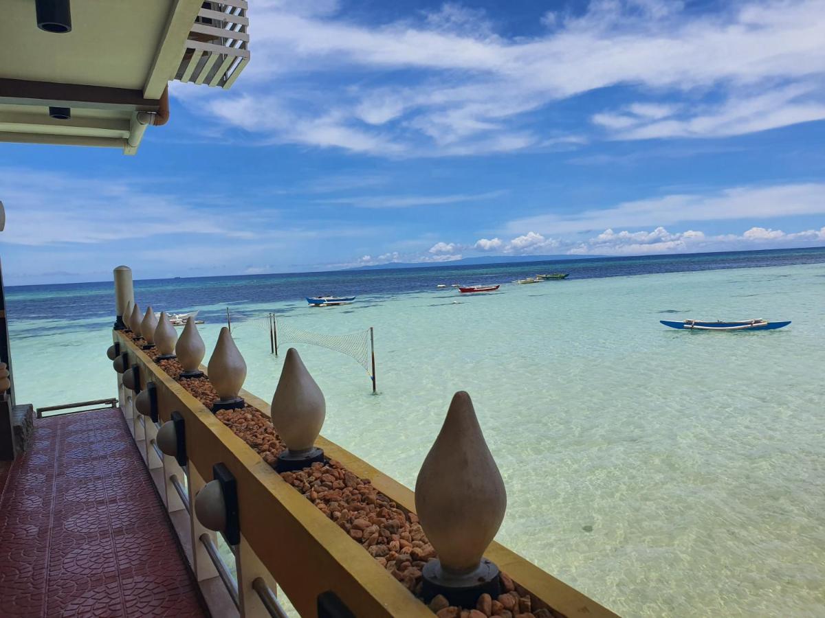 L&M Hearthstones Lodge Oslob Exterior foto